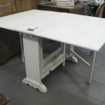 548 6572 GATE-LEG TABLE